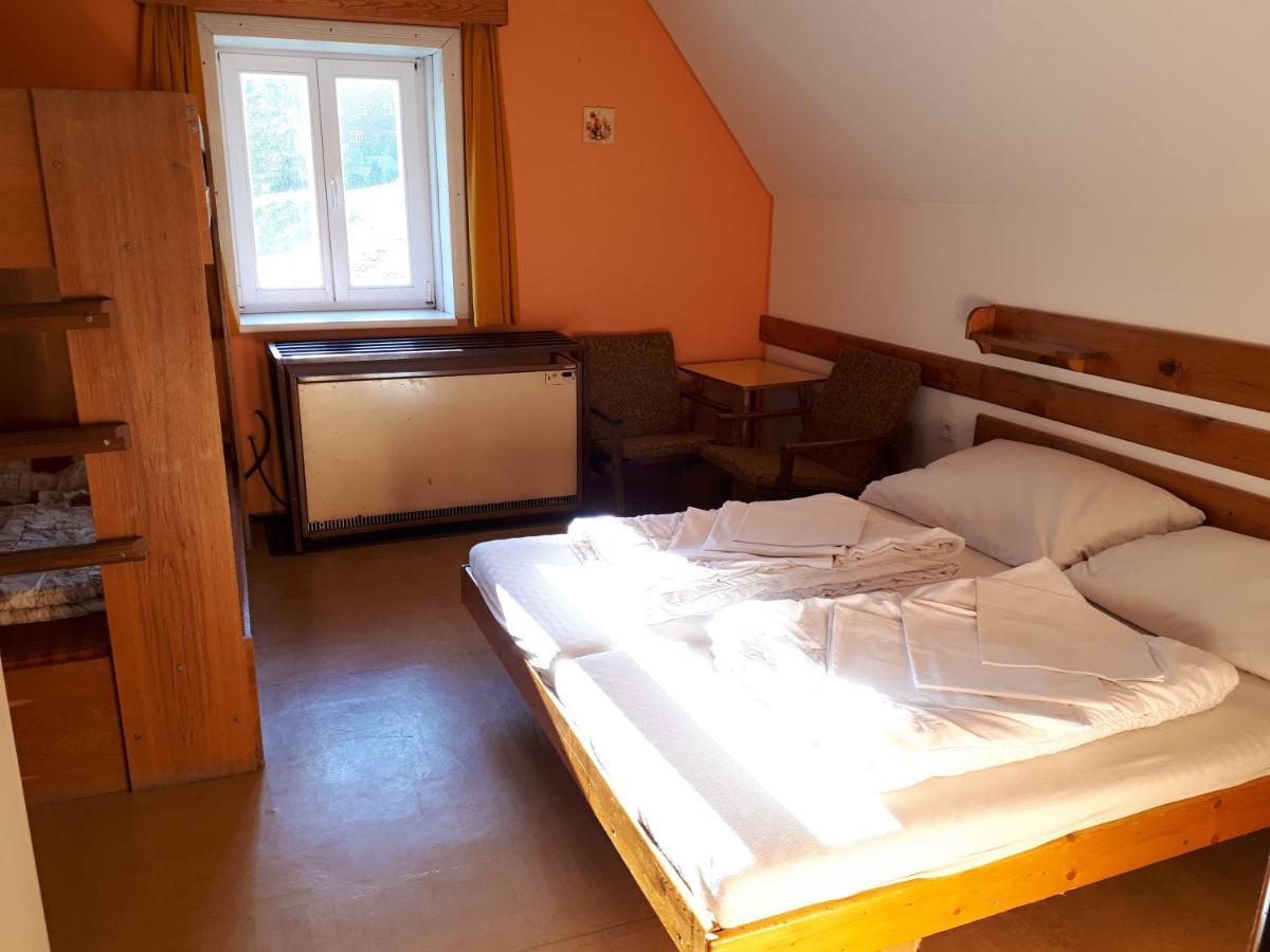 Horska Chata U Pekaru Pec pod Sněžkou Eksteriør billede